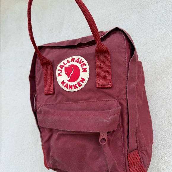Kånken Mini Classic Backpack - Ox Red - Picture 3 of 11